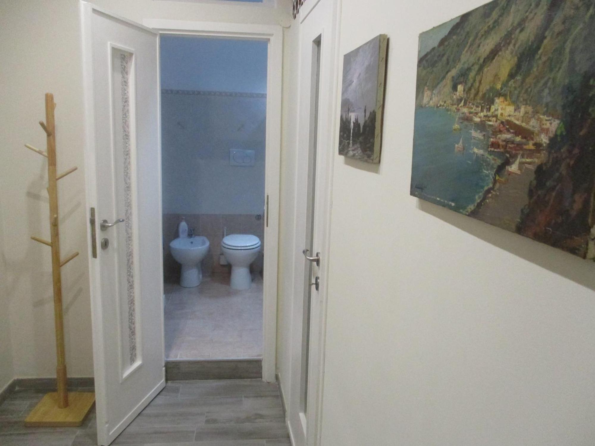 La Casa Del Nespolo Tranquillo Alloggio Vicino Alla Stazione Sanremo Luaran gambar